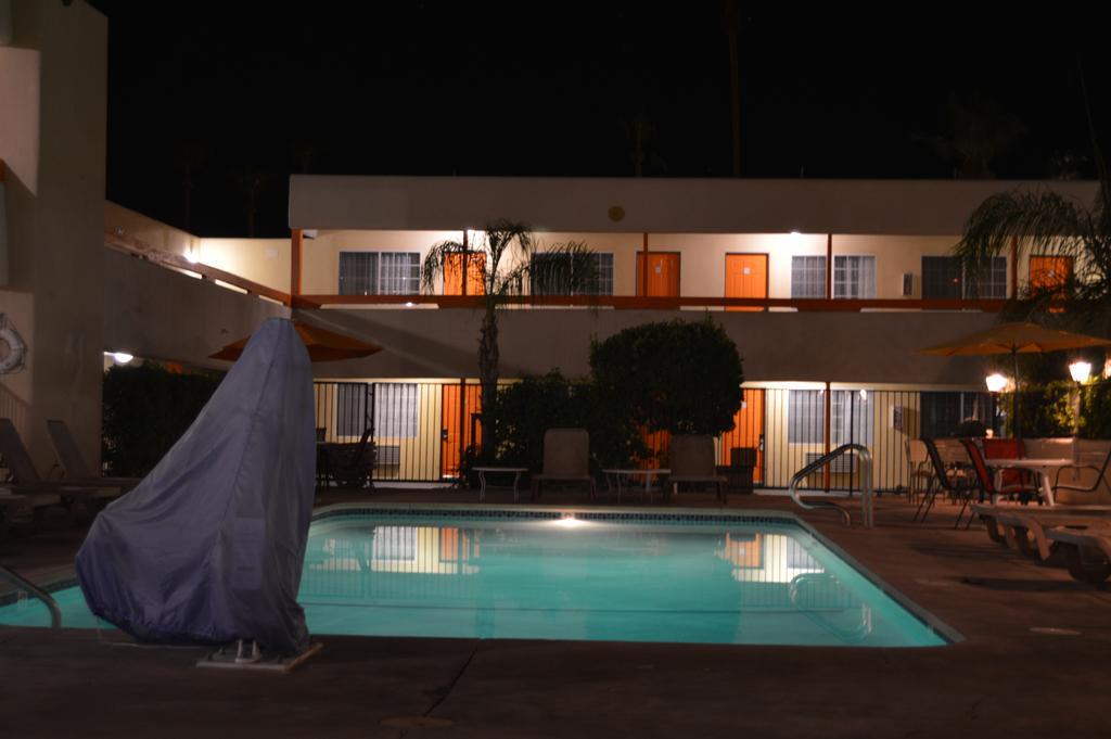 Musicland Hotel Palm Springs Exterior photo