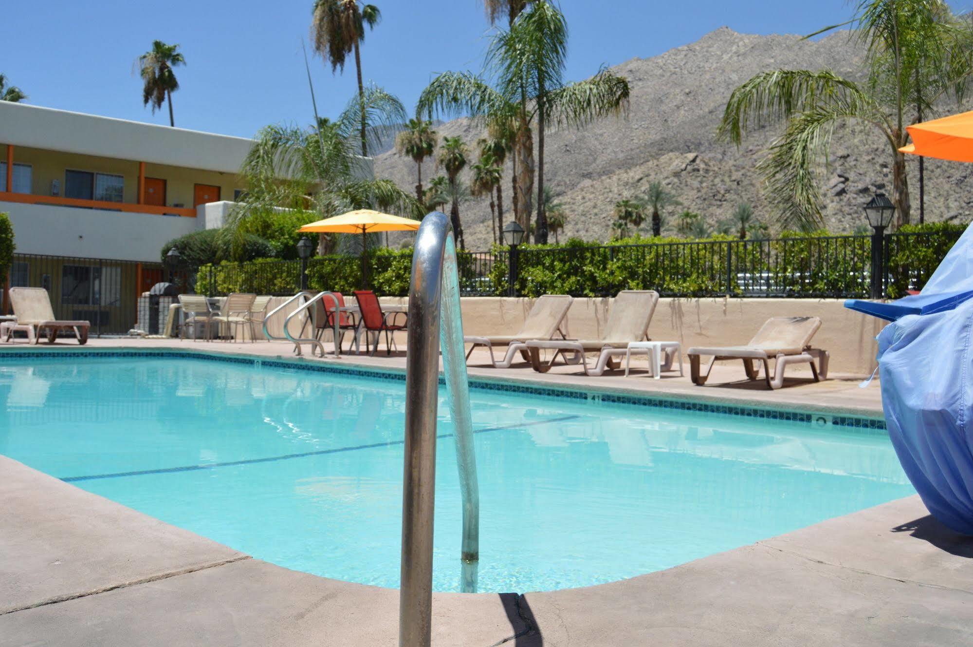 Musicland Hotel Palm Springs Exterior photo